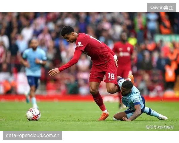 曼联中场卡塞米罗在对阵布伦特福德的比赛中凭借关键进球与统治级防守当选周最佳。